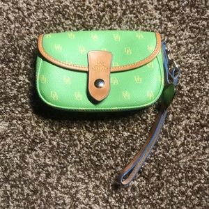 D&B wristlet